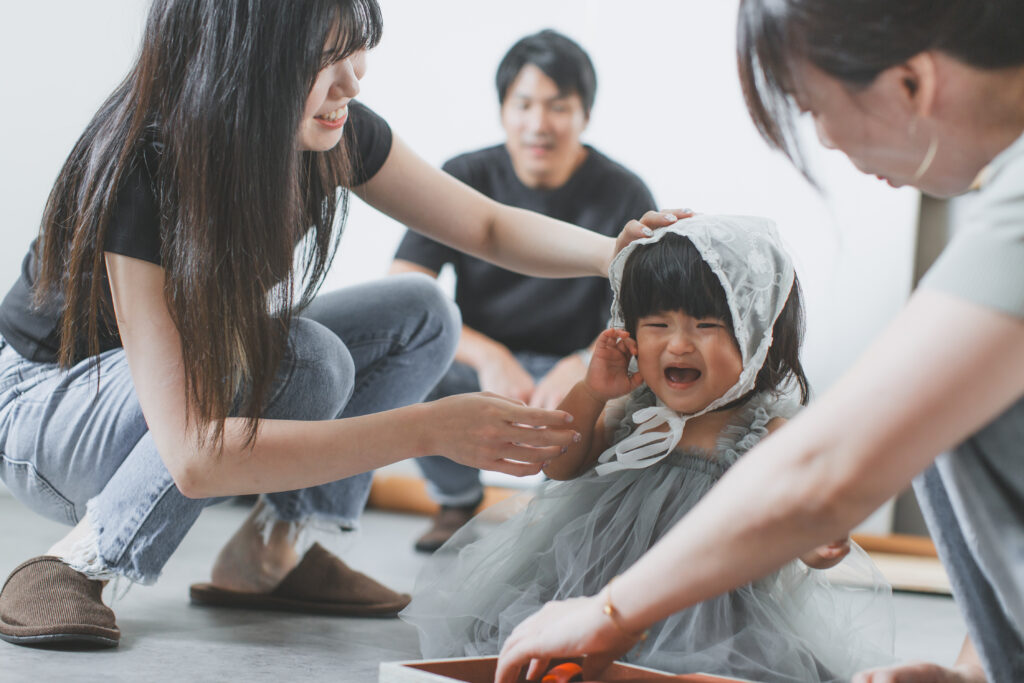 フォトスタジオで撮影した1歳女の子のバースデーフォト(結城市)