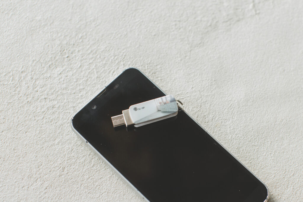 フォトスタジオで使用するType-C USBメモリのイメージ