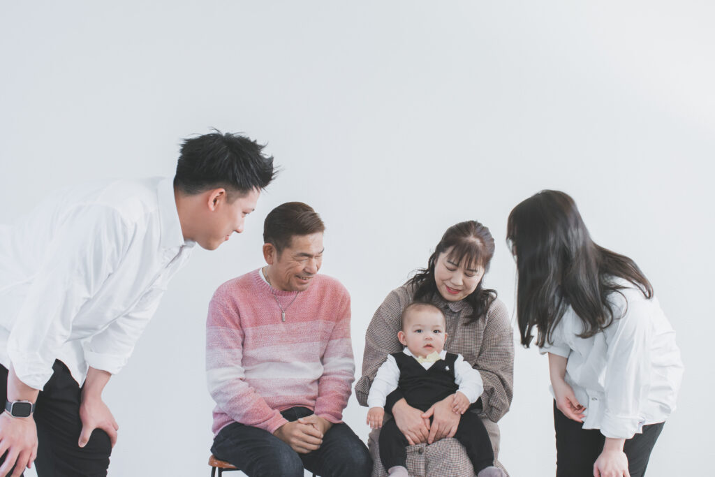 家族5人で撮影したハーフバースデーフォト