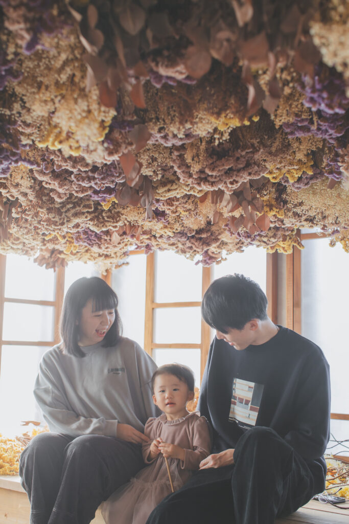 栃木県のおしゃれなフォトスタジオで撮る2歳記念写真