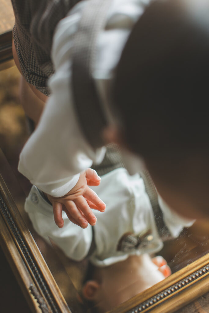 フォトスタジオで撮影した1歳男の子の記念写真