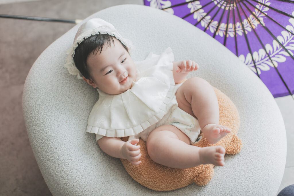 ムチムチ太ももが可愛い赤ちゃん写真