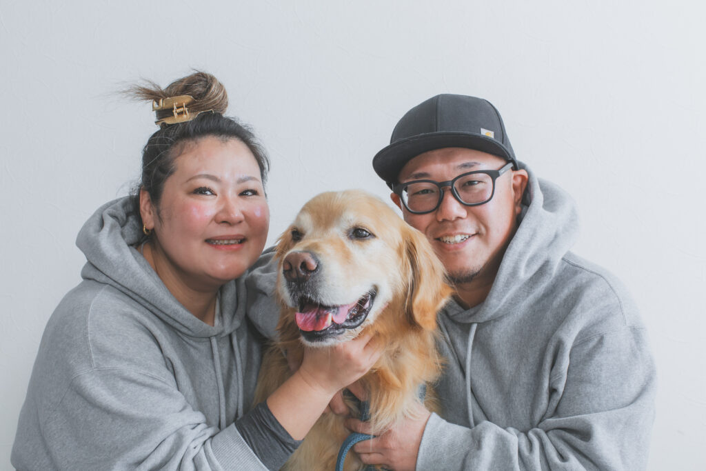 ペット写真館での家族撮影