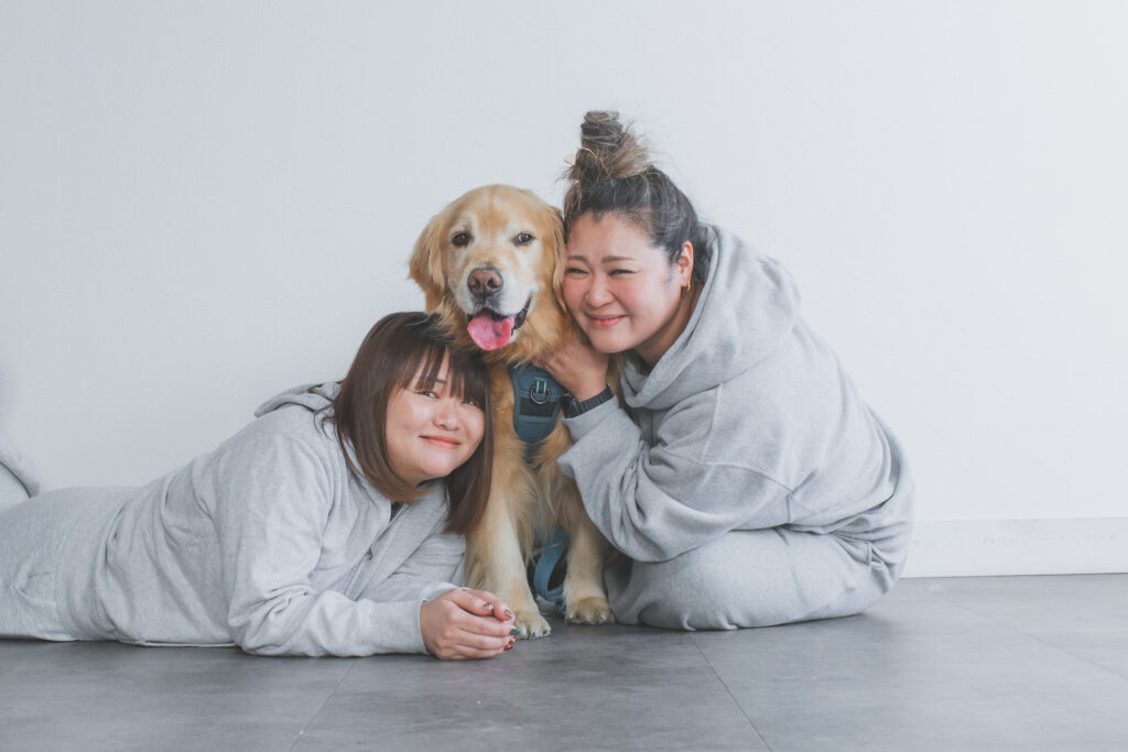 ペット家族写真のスタジオ撮影カット