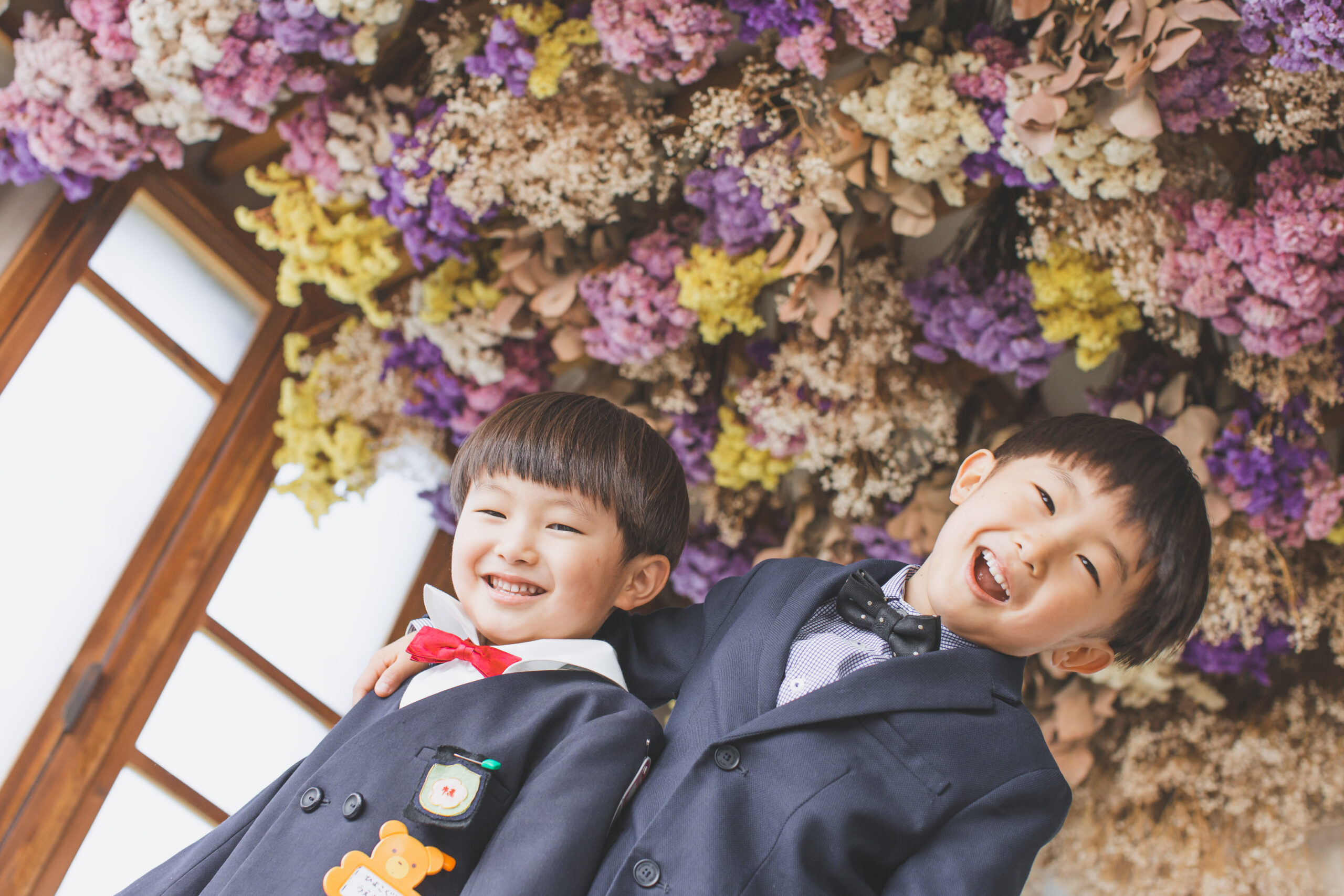 兄弟の自然な写真