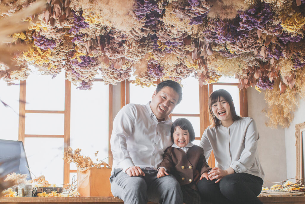 入園祝いの記念に撮影した家族写真