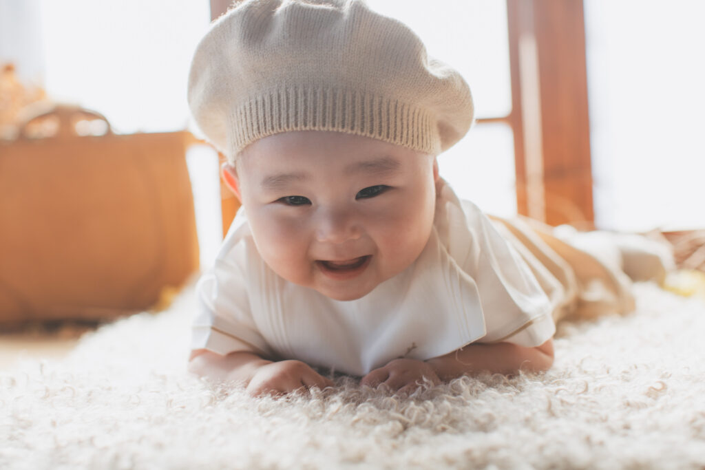 笑顔のハーフバースデー写真