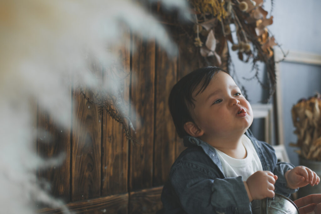 1歳 写真スタジオでの撮影風景