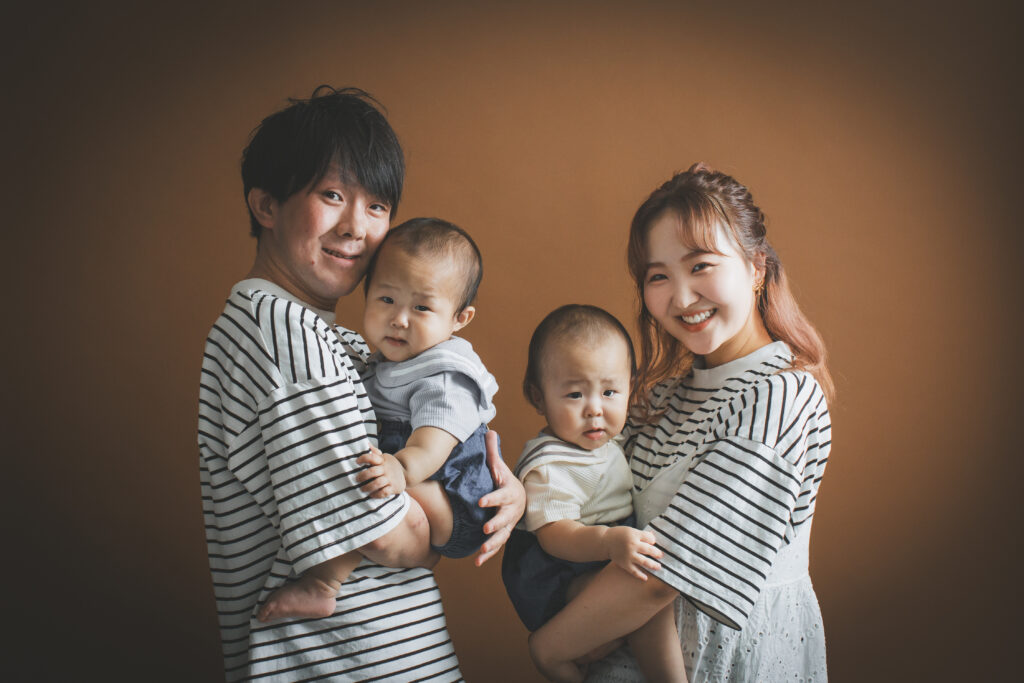 家族での誕生日写真