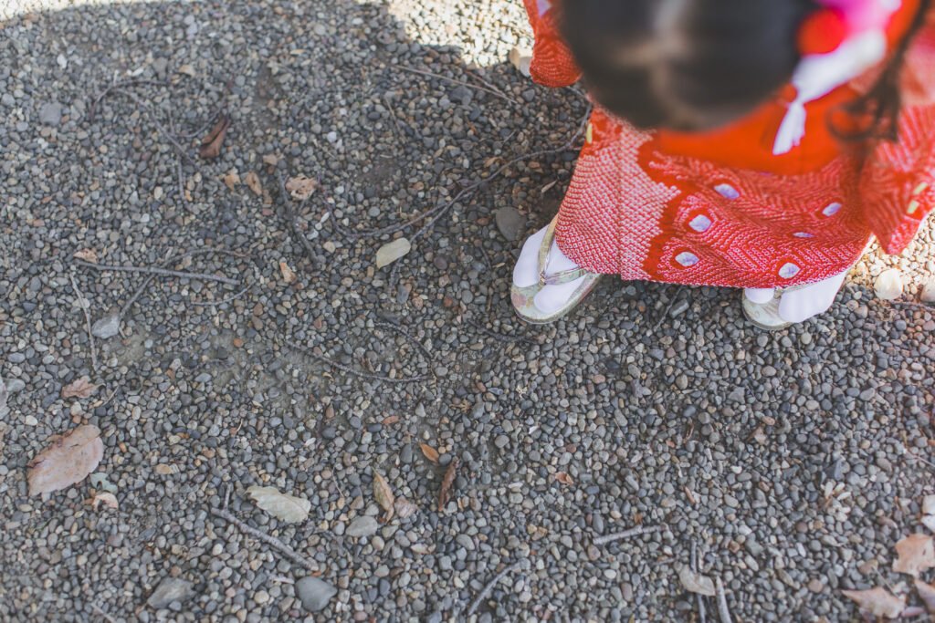 神社での七五三撮影風景