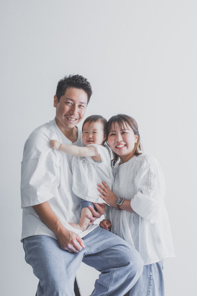 1歳記念の家族写真