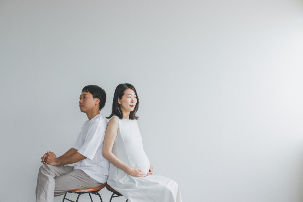 マタニティフォトの夫婦写真