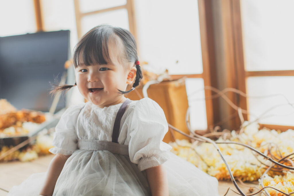 笑顔の1歳記念写真